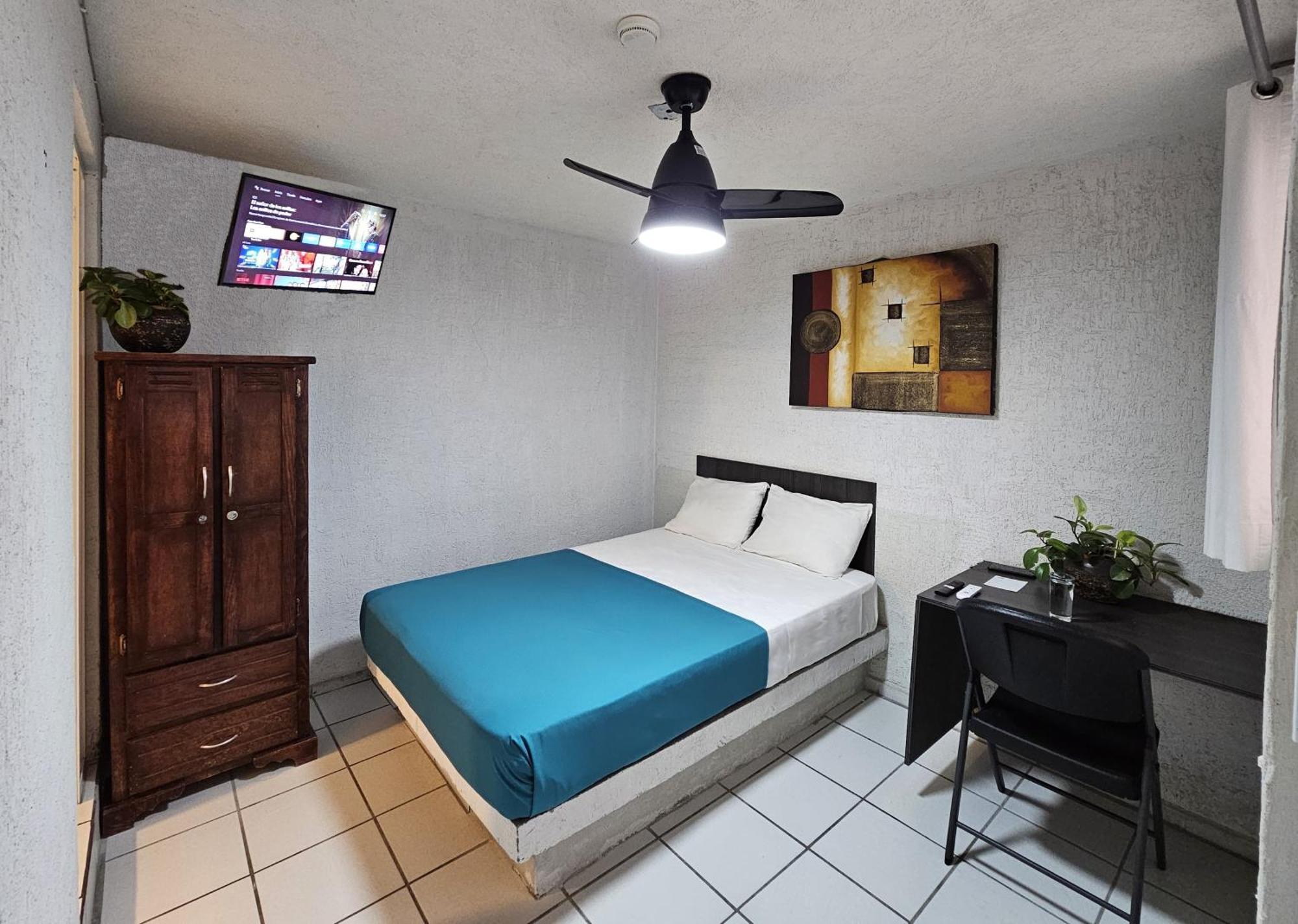Hotel del Refugio Guadalajara Esterno foto
